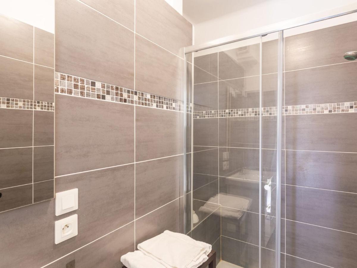 Apartment Le Grand Large-3 By Interhome Le Lavandou Ngoại thất bức ảnh